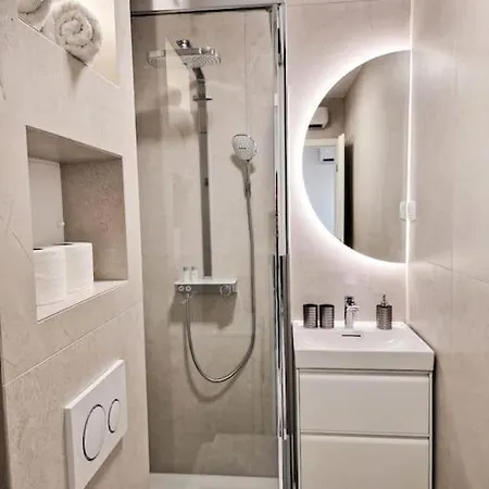 Apartment Monlux *