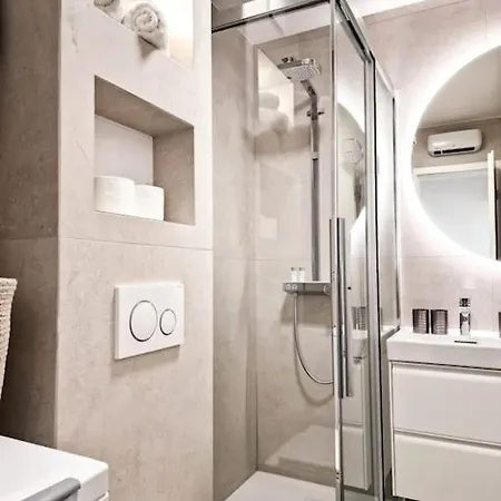 Monlux Apartment *