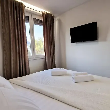 Monlux Apartment